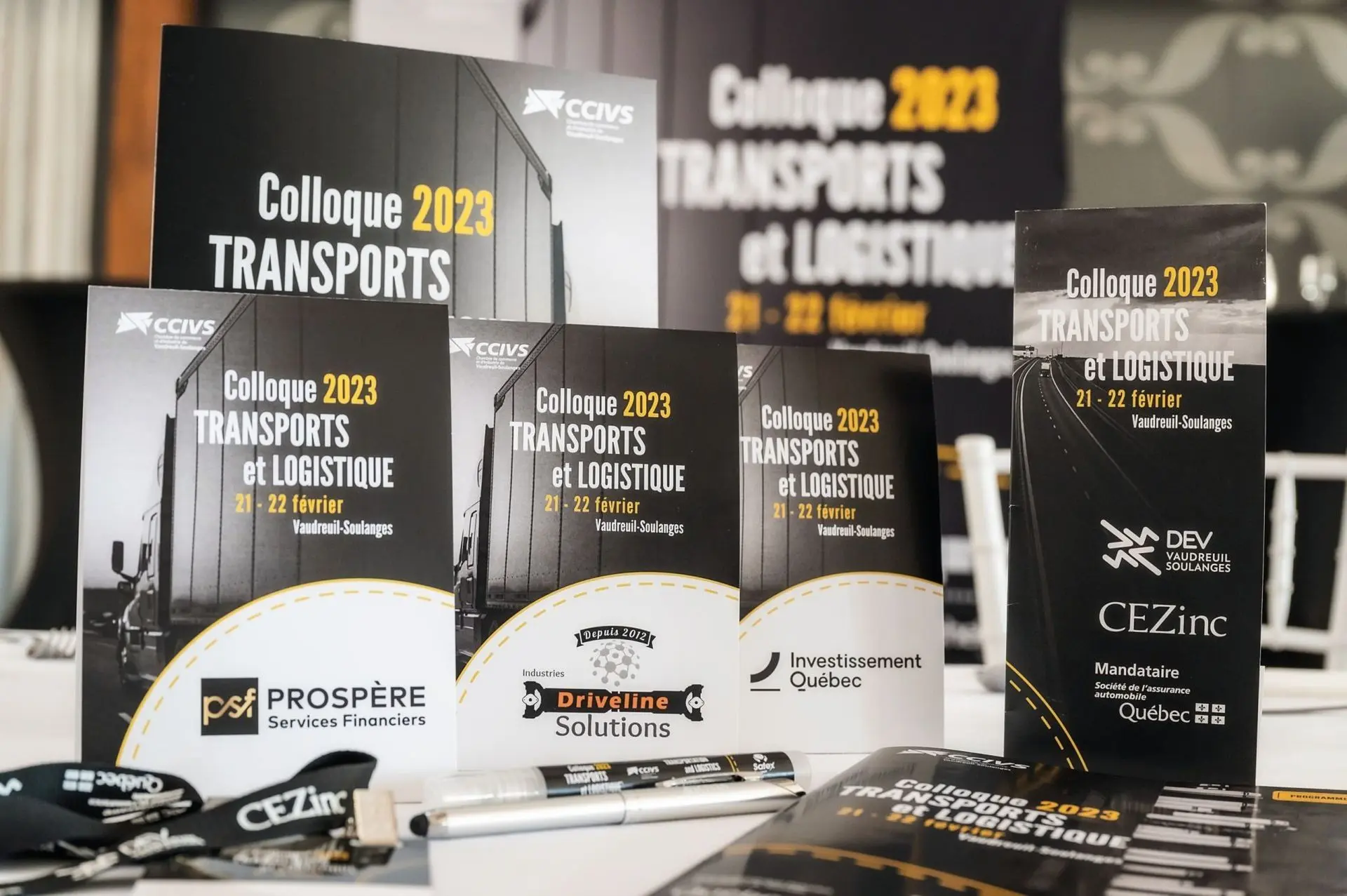 Affiches et documents imprimés pour un colloque sur le transport